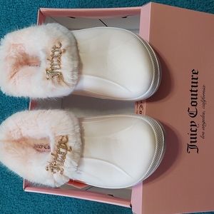 Juicy Couture Fur lined Crocs Slip on NWT size 9